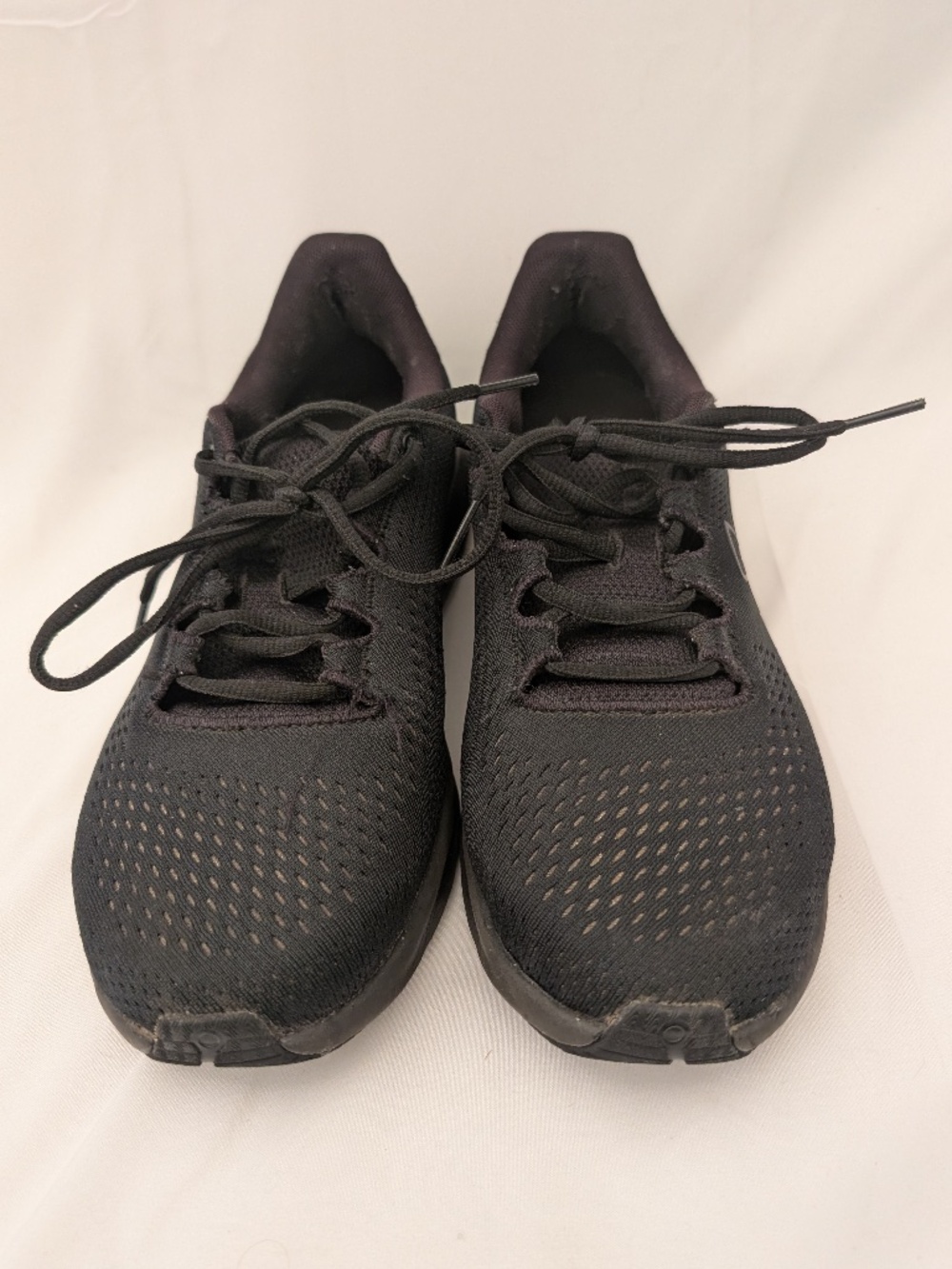 Under Armour Sneakers